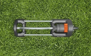 Aspersor oscilante GARDENA Aqua S 18700-20 – Riego césped superficie 90-220 m²