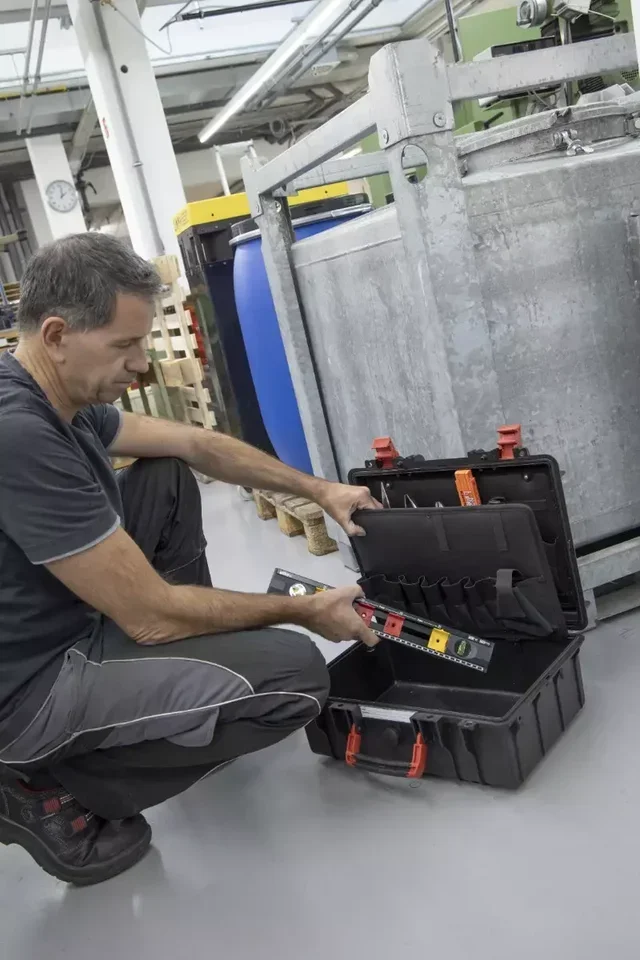 Cassetta Attrezzi Elettricista WIHA 45530 - 18 Utensili VDE Isolati Professionali