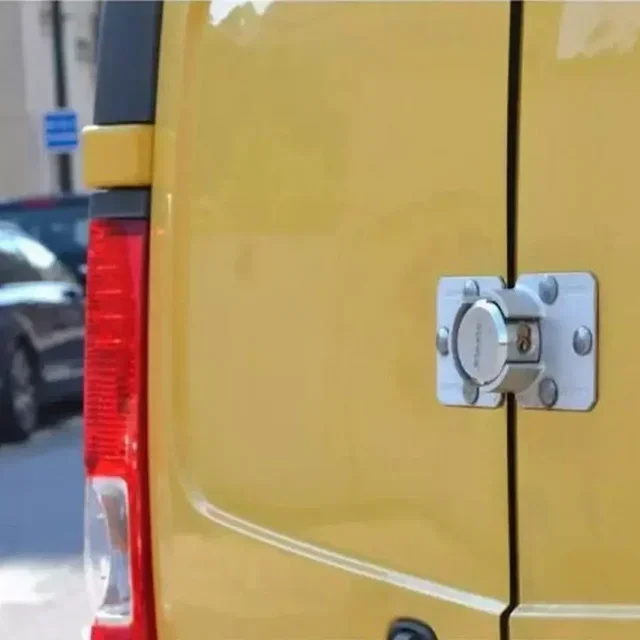 Cadenas Haute Sécurité MASTERLOCK 736EURD pour Porte Camionnette
