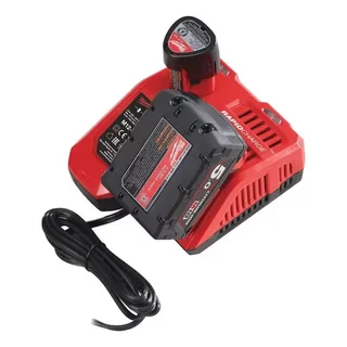 Milwaukee M12-18 FC Schnellladegerät für 12V und 18V Akkus