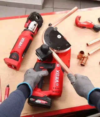 Cintreuse électroportative 18V Ministem Virax Ø 14-22 mm avec batterie 2Ah et coffret - Réf. 251774