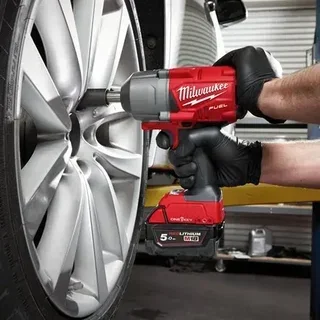 Clé à chocs Milwaukee M18 FUEL 1/2" 1500 Nm ONE-KEY sans batterie HD Box