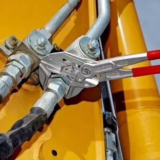 KNIPEX CFG82456 125mm Combination Pliers Wrench - Mechanics Plumbing Tools