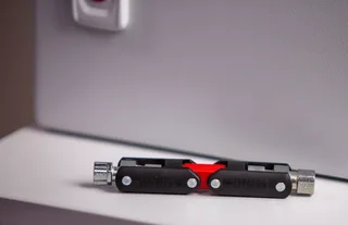 Clé universelle Wiha 44001 à double articulation 8 profils électrotechnique