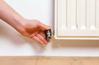 Clé universelle Wiha 44001 à double articulation 8 profils électrotechnique