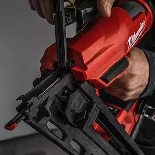 Milwaukee M18 FN16GA-0X 18V Fuel Finish Nagler HD Box - Akku 16 Gauge Nagelpistole