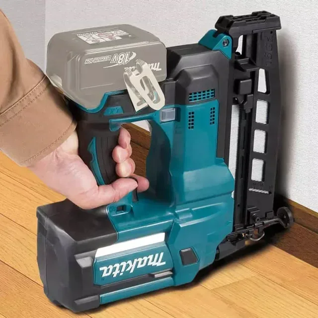 Makita DBN600ZJ 18V 16Ga 64mm Druckluftnagler MakPac Koffer