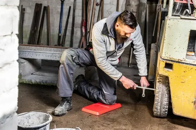 Coussin de protection genoux Kneetek Rouge B003 0040 - Protection professionnelle travaux au sol