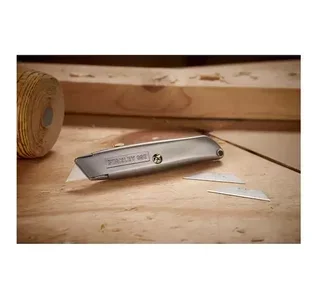 Coltello retrattile Stanley 99E Classic InterLock lama di precisione 5 posizioni