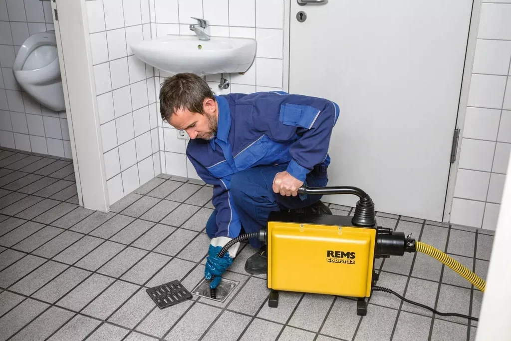 REMS Cobra 22 Elektrischer Rohrreiniger - Kupplbare Spiralen 20-150mm 750W