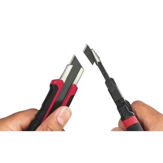 Milwaukee 48221961 Taglierino Professionale 18mm Lama Spezzabile