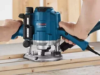 Router Cableado BOSCH GOF 1250 CE Professional 1250W 6/8mm