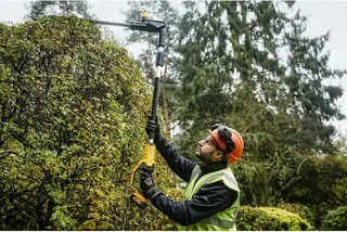 DEWALT DCMPH566N-XJ Taille-haies orientable 18V Brushless XR sans batterie