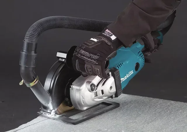 Meuleuse d'angle MAKITA GA9020 Ø 230 mm 2200W - Côté Brico