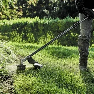 DEWALT DCMAS5713X1-QW 54V XR Flexvolt String Trimmer and Power Head Combo Kit