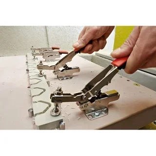 Sargento de apriete vertical BESSEY STC-HH20SB apertura 35 mm brazo articulado base horizontal