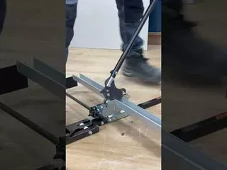 Ghigliottina EDMA 48 mm per Guide e Montanti - Taglio di Precisione senza Scintille