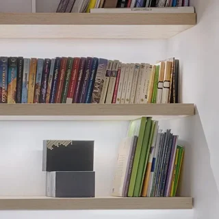 Support étagère invisible acier zingué EMUCA Mirage fixation murale encastrée