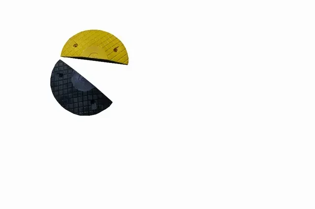 Kit embouts ralentisseur VISO Speed 50 noir jaune 500x350mm SPEND50