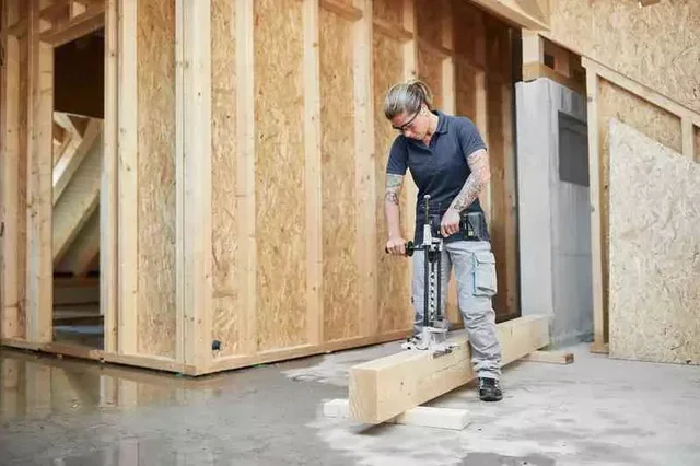 Bosch 18V ProCore 4-Tool Combo Kit: Plunge Saw, Jigsaw, Sander, Drill + 3 Batteries L-Boxx