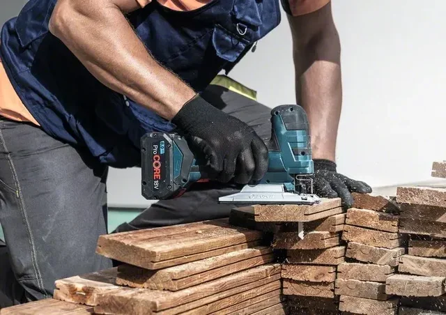 Lama per seghetto alternativo BOSCH Expert Wood Hard T114DHM 100mm carburo - Confezione 3 pezzi