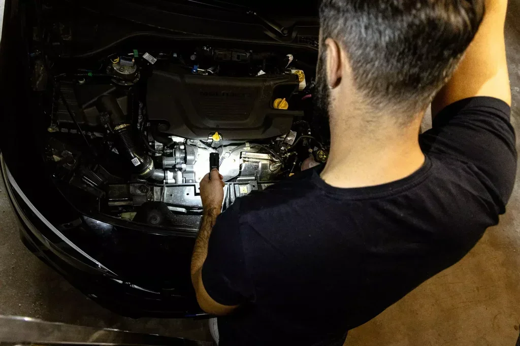 Torcia LED Wiha 45701 800 lumen professionale cantiere