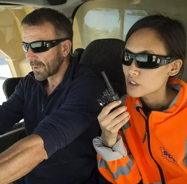 Lunettes de soleil polarisées Mercuro BOLLE bi-matière avec étui microfibre - usage extérieur