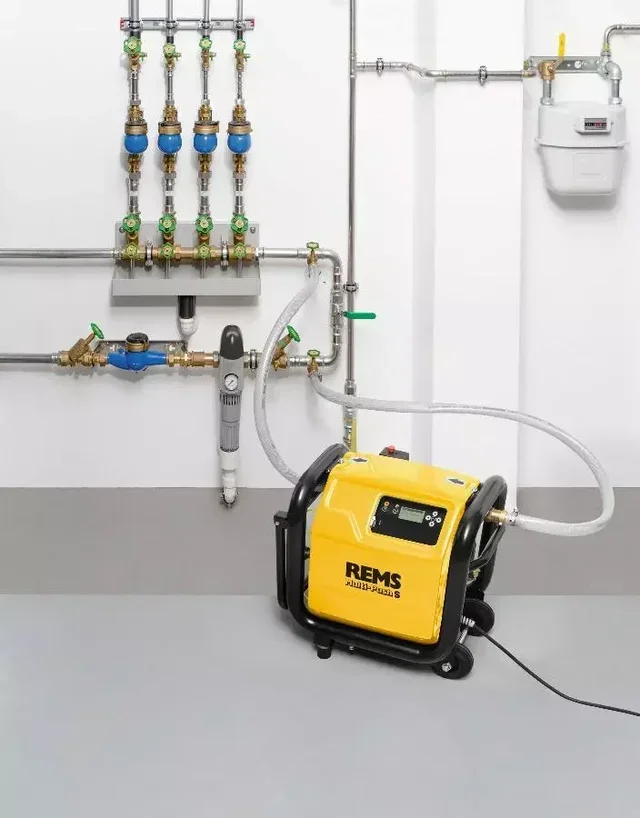 Machine désembouage REMS Multi-Push S 1500W - Rinçage réseaux sanitaires