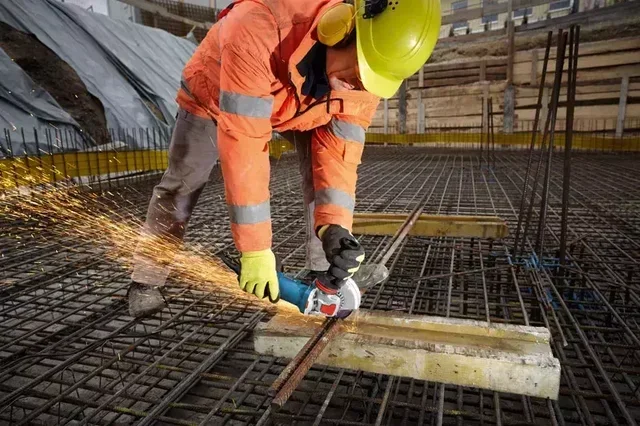 Meuleuse d'angle Bosch GWX 13-125 S 125mm 1300W X-LOCK Professional