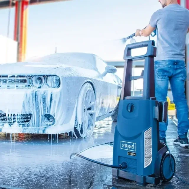 Scheppach HCE2400 Hochdruckreiniger 180 bar 2400W mit komplettem Zubehör