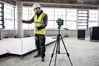 Bosch GLL 80-33 G Laser Level 3 Lines 360° with BA 3.7V 3.0Ah XL Battery - IP65