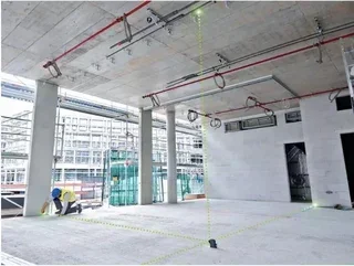 Grüner 5-Punkt-Laser BOSCH GPL 5 Expert - Professionelle Präzisionsmarkierung