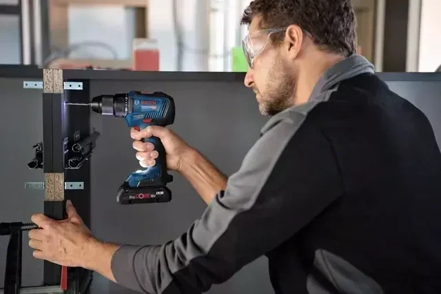 Perceuse-visseuse Bosch GSR 18V-55 18V 3 batteries 4Ah coffret L-BOXX