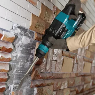 Makita 18V SDS-Plus Bohrhammer 3,1J mit 2x 5Ah Akkus und MakPac Koffer