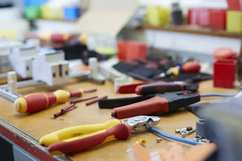 Tronchese diagonale Wiha BiCut Professional 38984 elettrico 1000V VDE isolato