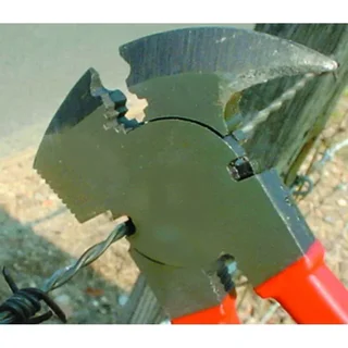 Alicates de granjero multifunción EDMA PIC 7 con martillo, tensor y corta-alambres integrados