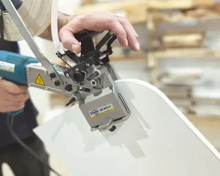 Plaqueuse de chants portative AG-Zeroline VIRUTEX 5200601 - Technologie ZeroLine joint invisible sans colle