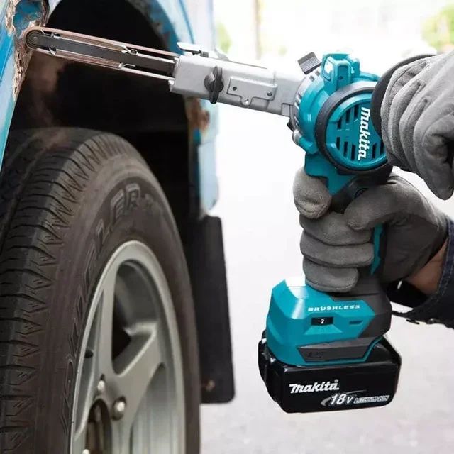 Lijadora de Banda MAKITA DBS180RTJ 18V LXT con 2 Baterías 5.0Ah y Cargador