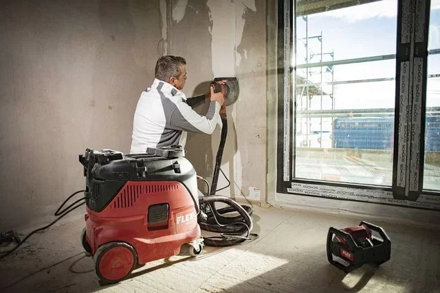 FLEX GCE 6-ECSS Handy Giraffenschleifer - Bürstenloser Motor, Integrierte Absaugung, Wechselbarer Kopf