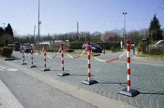 Poteau signalisation VISO PVC base lestée bandes réfléchissantes Ø50mm 950mm