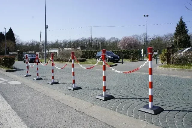 Poteau signalisation VISO PVC base lestée bandes réfléchissantes Ø50mm 950mm