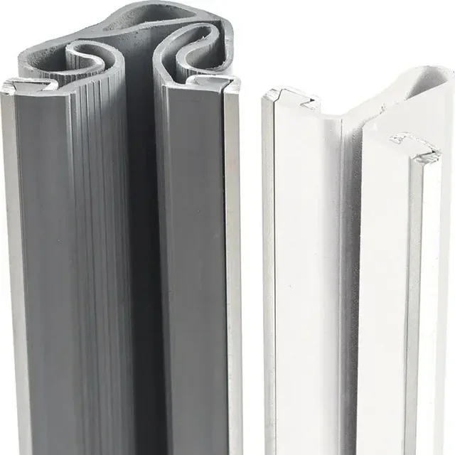 Profilé protection doigts porte extérieure ELTON caoutchouc gris 2m vissage