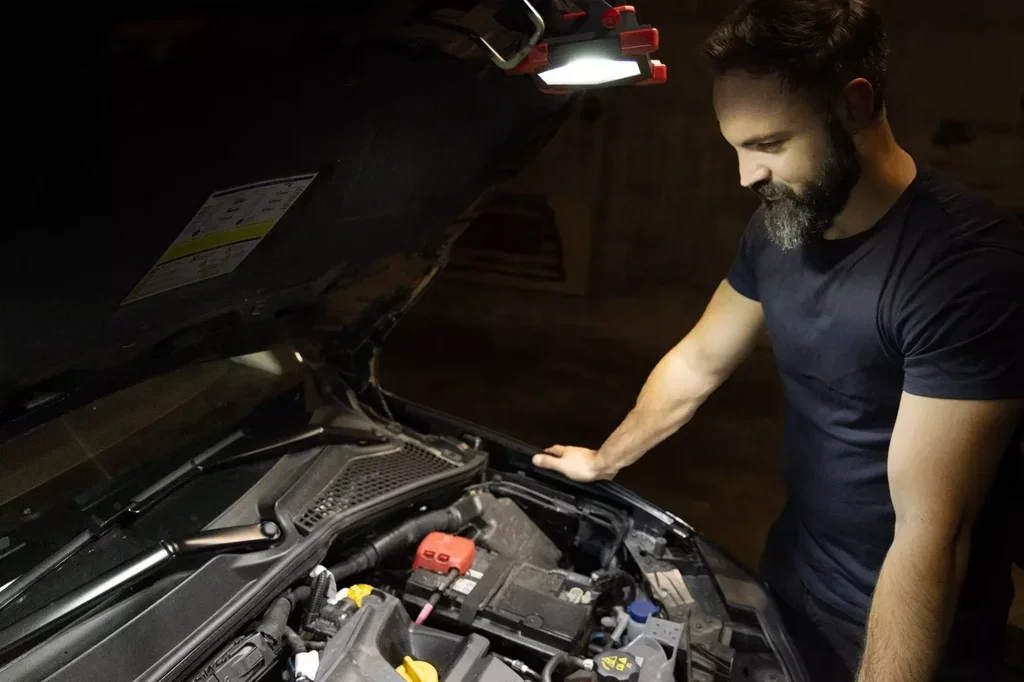 Proiettore LED Wiha 30W 3000 Lumen Senza Fili Cantiere IP54 IK07