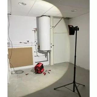 Projecteur LED XXL VIRAX étanche 4000 lumens sur trépied 2m - 262824