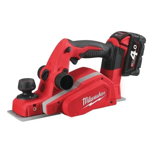 Milwaukee M18 BP-402C Akku-Hobel 18V 82mm mit 2x 4,0Ah Batterien