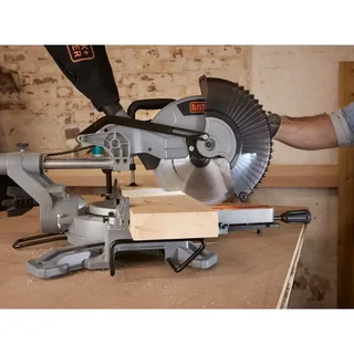 Scie à onglet radiale BLACK+DECKER 2100W 254 mm BES710-QS