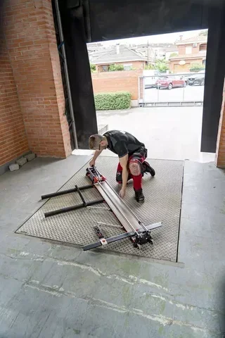 Coupe-carreaux électrique HIT 1200 PLUS RUBI 27902 professionnel