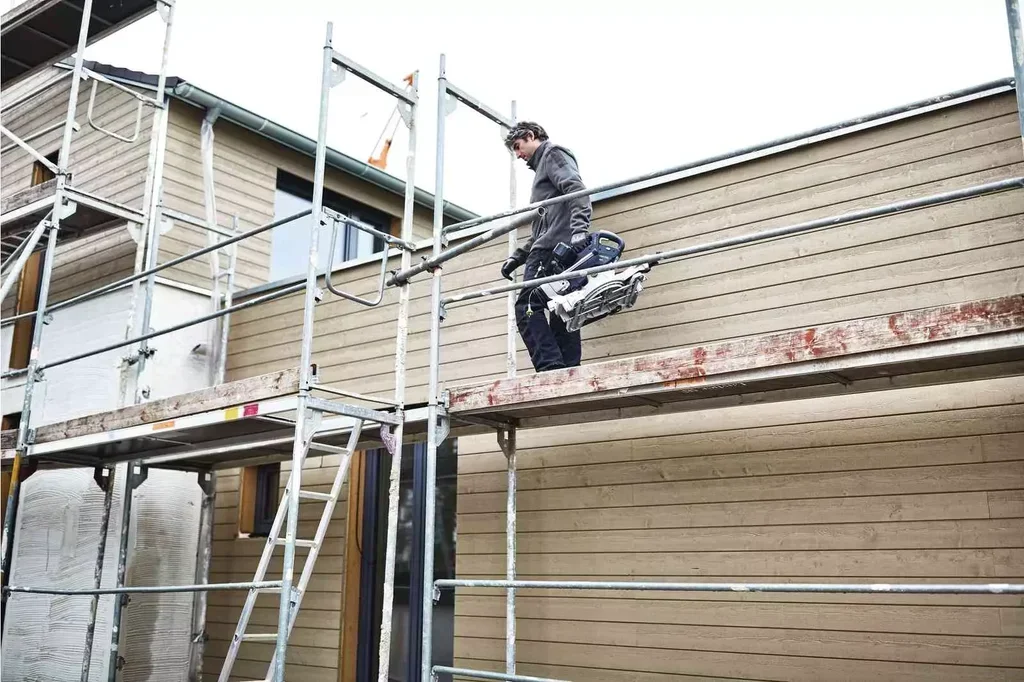 Scie à onglets radiale FESTOOL KAPEX KS 60 E-Set compacte et précise