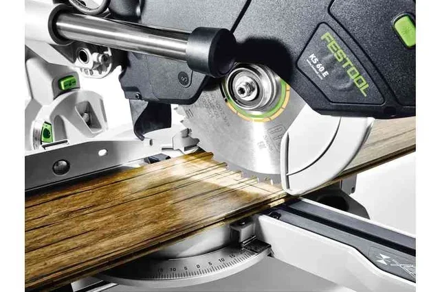 Scie à onglets radiale FESTOOL KAPEX KS 60 E-Set compacte et précise