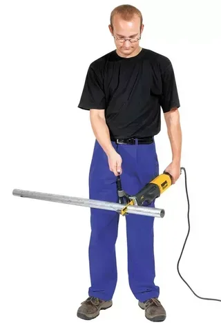 Scie sabre électrique REMS Tiger ANC avec 2 lames pour tubes acier